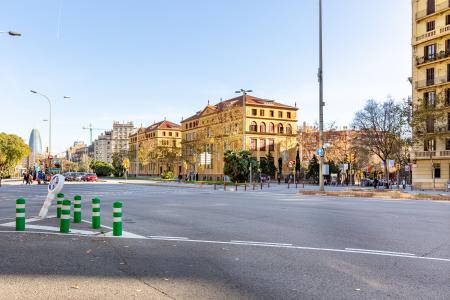 Pis en Lloguer turístic a Barcelona Av. Diagonal - Sardenya