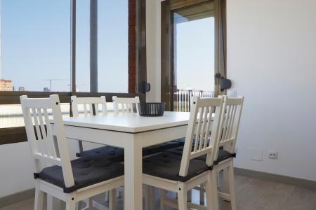 Apartamento en alquiler temporal de 4 habitaciones en Sant Martí