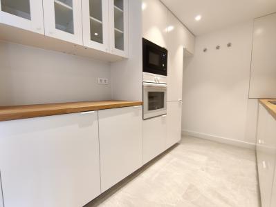 Piso reformado con 2 habitaciones