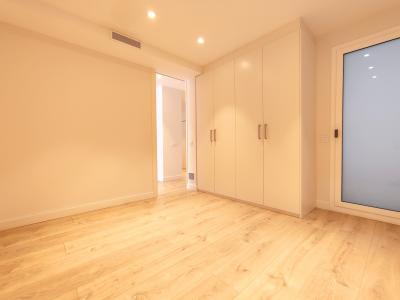 Piso reformado con 2 habitaciones