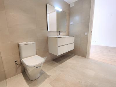 Piso reformado con 2 habitaciones