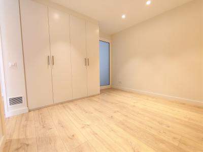 Piso reformado con 2 habitaciones