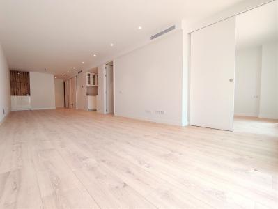 Piso reformado con 2 habitaciones