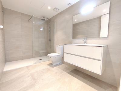 Piso reformado con 2 habitaciones