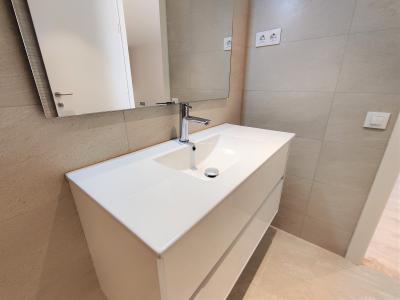 Piso reformado con 2 habitaciones