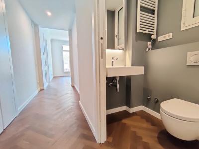 Piso de obra nueva en el centro de Barcelona para alquiler 