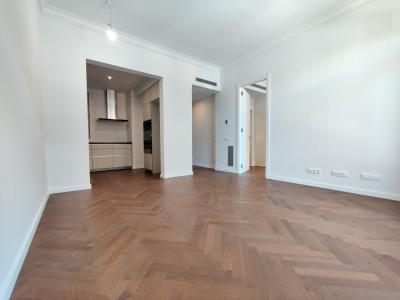 Piso de obra nueva en el centro de Barcelona para alquiler 