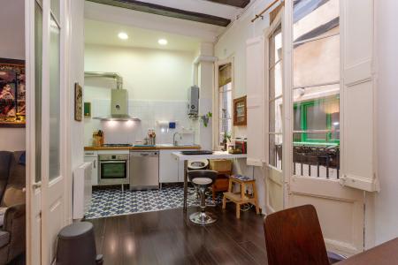 Pis en Lloguer a Barcelona Cometa - Carrer De La Ciutat (min. 6 Months)