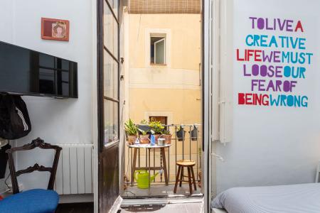 Pis en Lloguer a Barcelona Cometa - Carrer De La Ciutat (min. 6 Months)