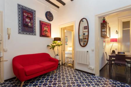 Pis en Lloguer a Barcelona Cometa - Carrer De La Ciutat (min. 6 Months)