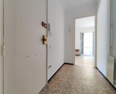 Piso con 2 habitaciones en alquiler