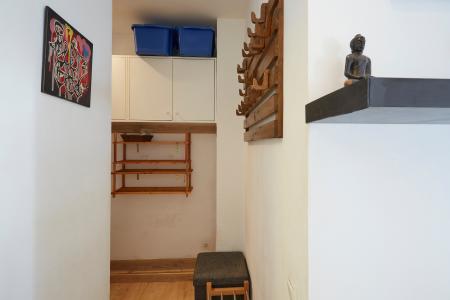 Apartamento en alquiler temporal en Ciutat Vella con 2 habitaciones y vestidor