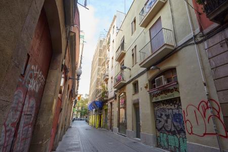 Apartamento en alquiler temporal en Ciutat Vella con 2 habitaciones y vestidor