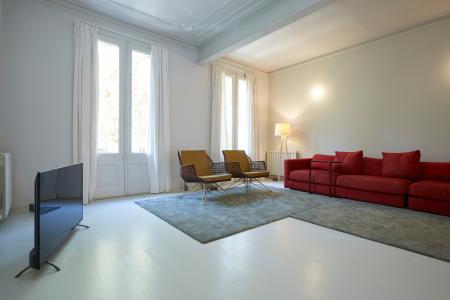 Квартира в аренду в Barcelona Pau Claris - Urquinaona