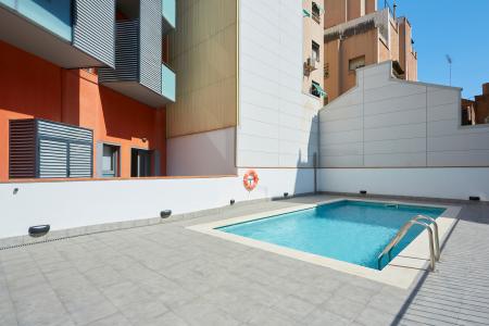 Piso equipado con acceso a terraza