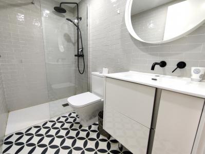 Apartamento para Alugar em Barcelona Princep De Viana - Sant Antoni Abad