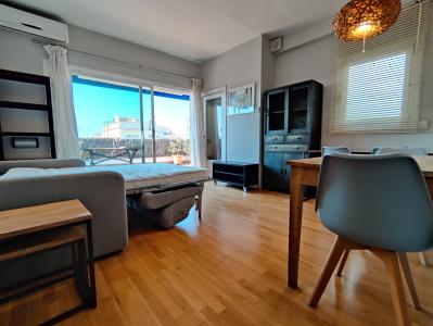 Ático luminoso con 1 habitación