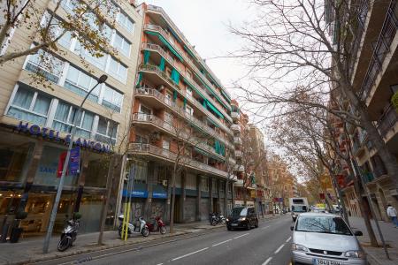 Wohnung zur Miete in Barcelona Consell De Cent - Monumental