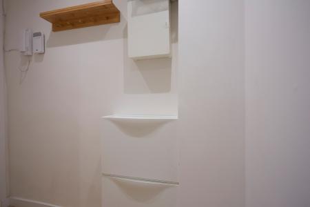 Apartment for Rent in Barcelona Botella - Plaça Del Pedró