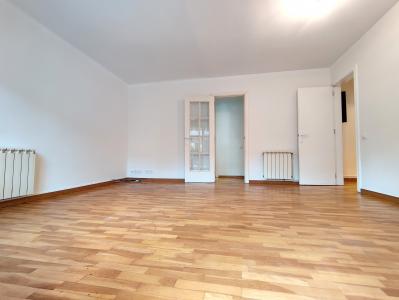 Bonito piso de alquiler en Gràcia