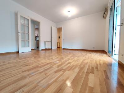 Bonito piso de alquiler en Gràcia