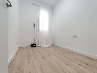 Estudio totalmente reformado en Ciutat Vella 