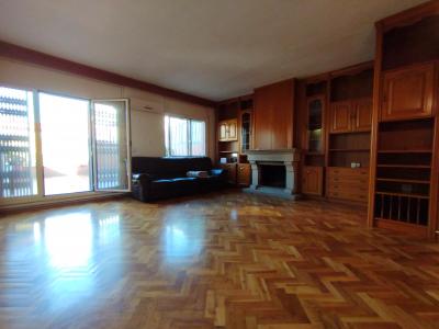 Ático en el barrio de Horta de 128m2 y dos terrazas