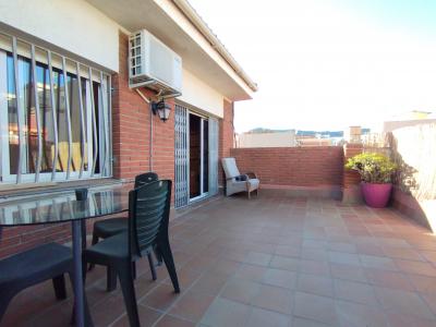Ático en el barrio de Horta de 128m2 y dos terrazas
