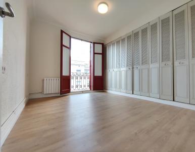 Inmueble amplio con 4 habitaciones