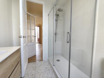 Inmueble amplio con 4 habitaciones