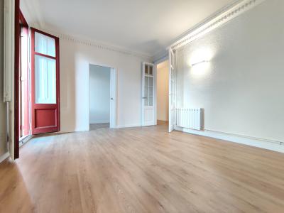 Inmueble amplio con 4 habitaciones