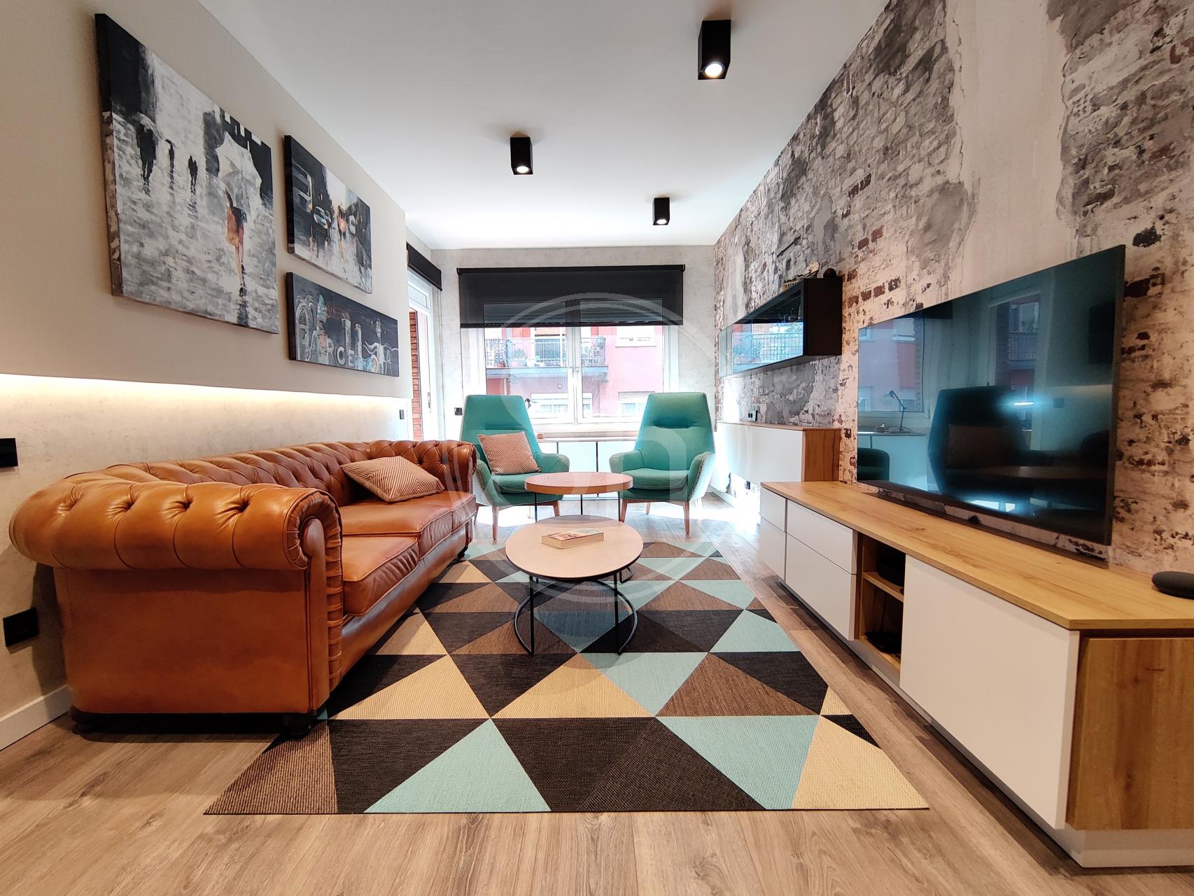 Taxdirt - Pi I Margall | Gràcia | Barcelona | REF 230P1XAT22AE