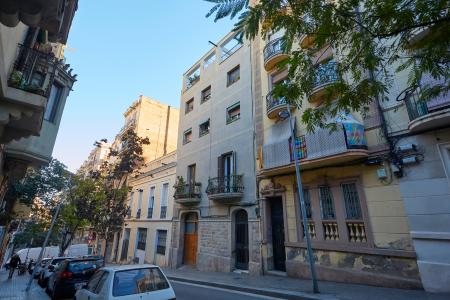 Vivienda con luz natural con 2 habitaciones dobles