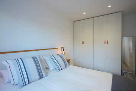 Vivienda con luz natural con 2 habitaciones dobles