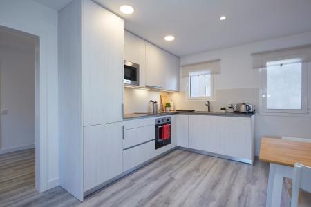 Vivienda con luz natural con 2 habitaciones dobles
