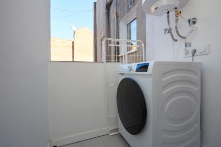 Vivienda con luz natural con 2 habitaciones dobles