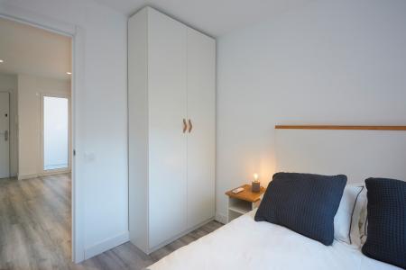 Vivienda con luz natural con 2 habitaciones dobles