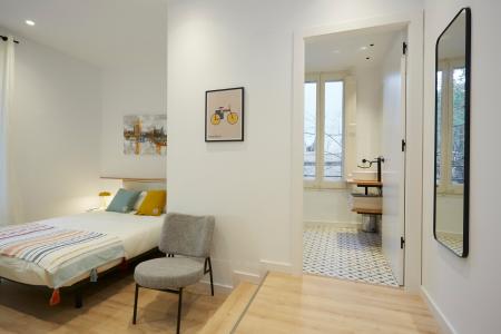 Appartamento in Affitto a Barcelona Ronda Sant Antoni - Mercat