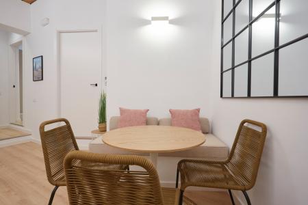 Appartamento in Affitto a Barcelona Ronda Sant Antoni - Mercat