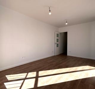 Apartamento no amueblado en alquiler de 46m2