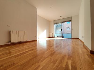 Apartment for Rent in Barcelona Sant Fructuós - Santa Dorotea