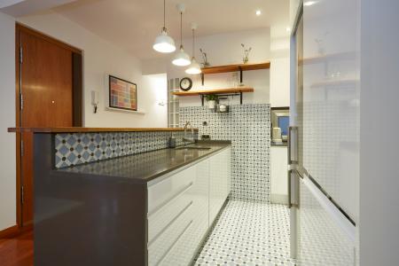 Квартира в Кратковременная аренда в Barcelona Bordeus-gelabert