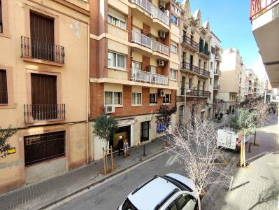 Bonito piso de alquiler en Sants