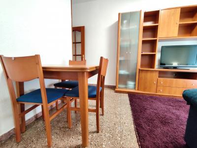 Bonito piso de alquiler en Sants