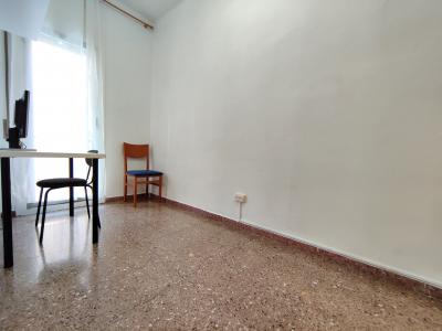 Bonito piso de alquiler en Sants