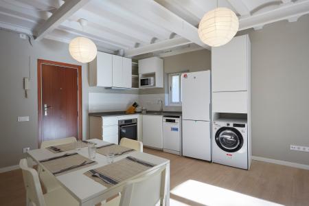 Pis en Lloguer a Barcelona Portal Nou - Born (min 6 Months)