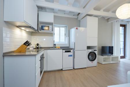 Pis en Lloguer a Barcelona Portal Nou - Born (min 6 Months)