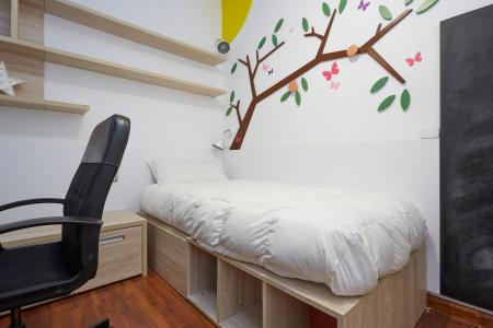 Apartamento en alquiler temporal con dos habitaciones y terraza en Eixample