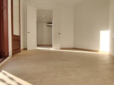 Piso con 3 habitaciones y 2 balcones