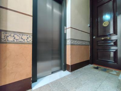 Piso con 3 habitaciones y 2 balcones